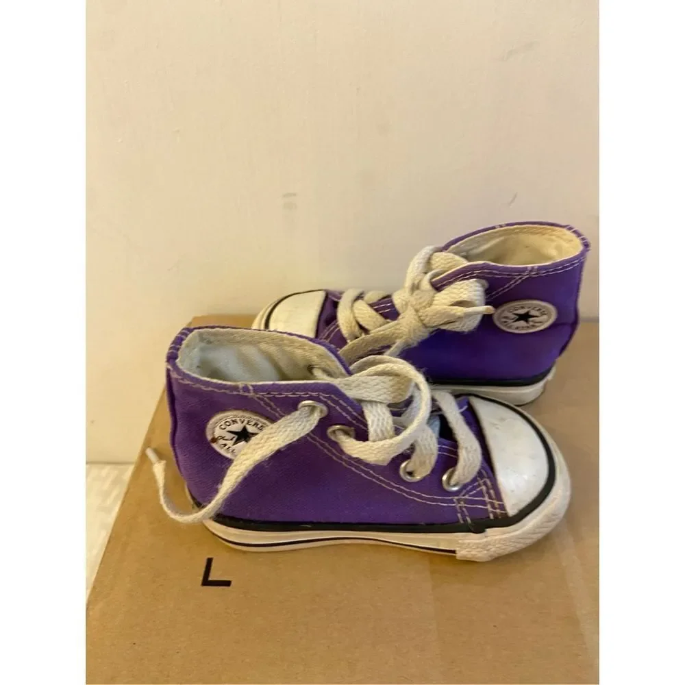 Converse all‎ star high top tennis shoes little girls size 4 purple